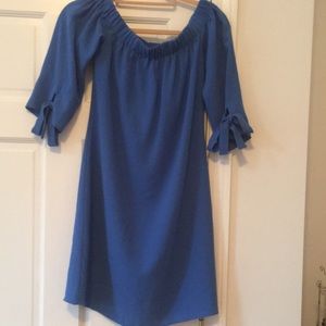 Vince Camuto  Stretch Off The Shoulder -  SZ 2
